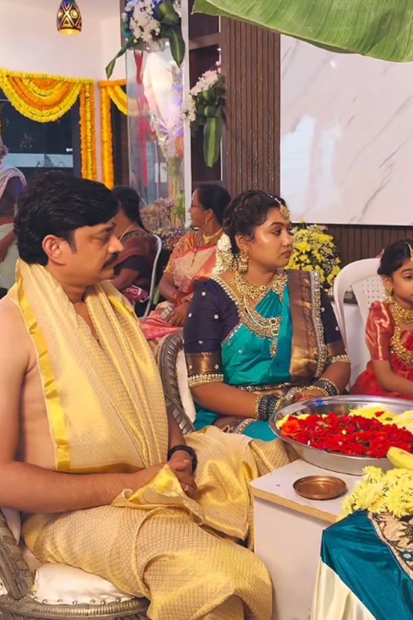Jabardasth Dora Babu And Amulya New Housewarming Function Photos Photos7
