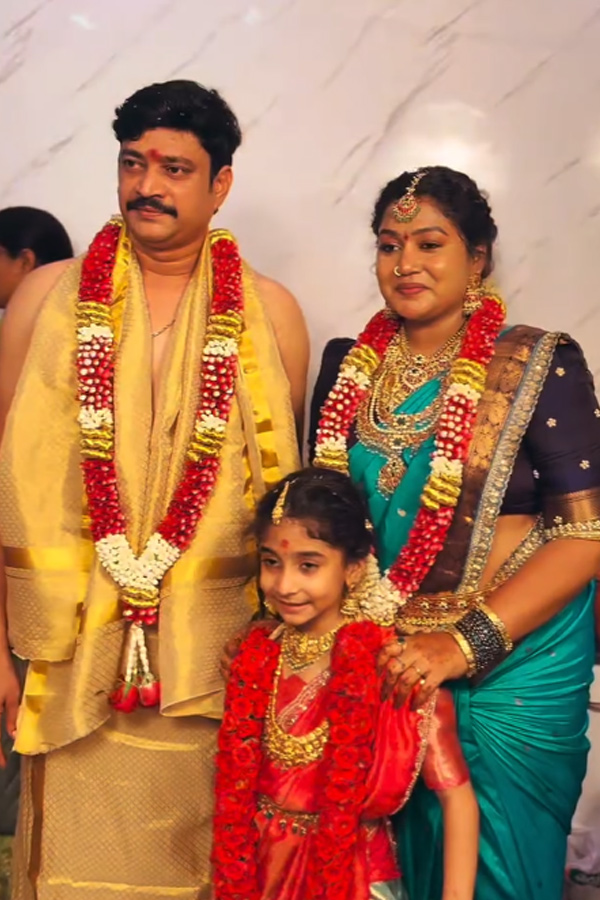 Jabardasth Dora Babu And Amulya New Housewarming Function Photos Photos21