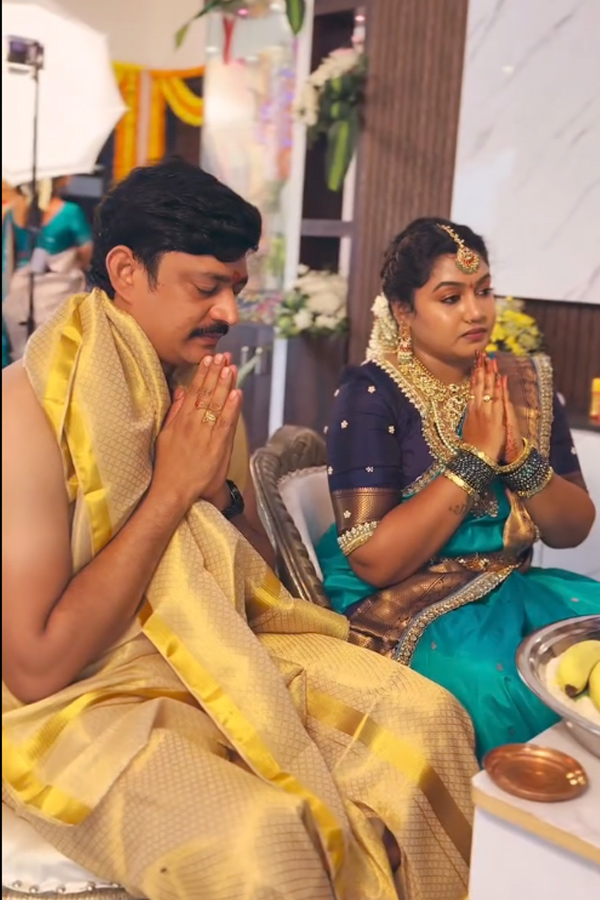 Jabardasth Dora Babu And Amulya New Housewarming Function Photos Photos5