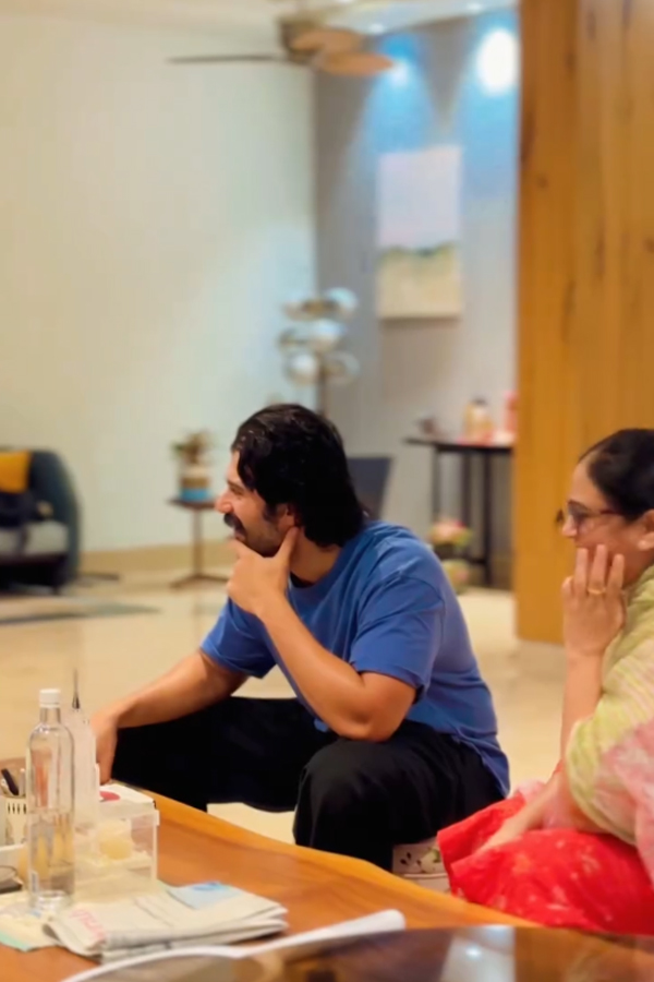 Vijay Devarakonda His Mother Interaction With Autism Children Photos6