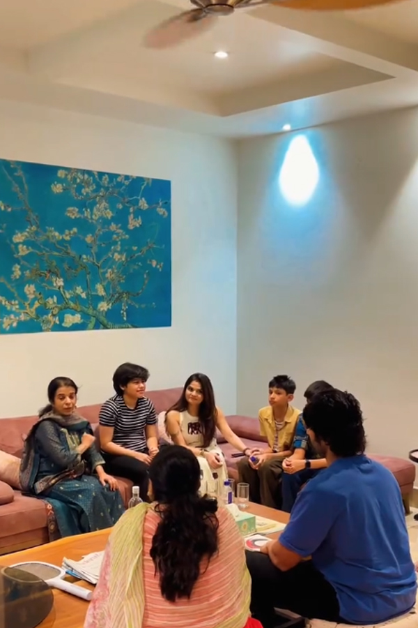 Vijay Devarakonda His Mother Interaction With Autism Children Photos9