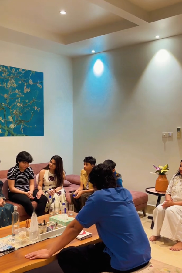 Vijay Devarakonda His Mother Interaction With Autism Children Photos10
