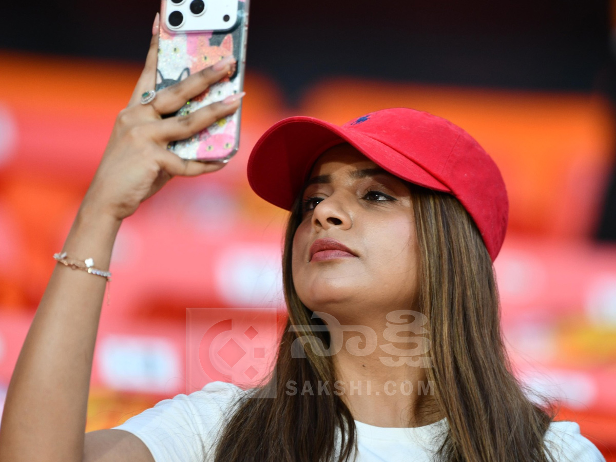 Celebrities In IPL Match At Hyderabad Uppal Cricket Stadium Photos15