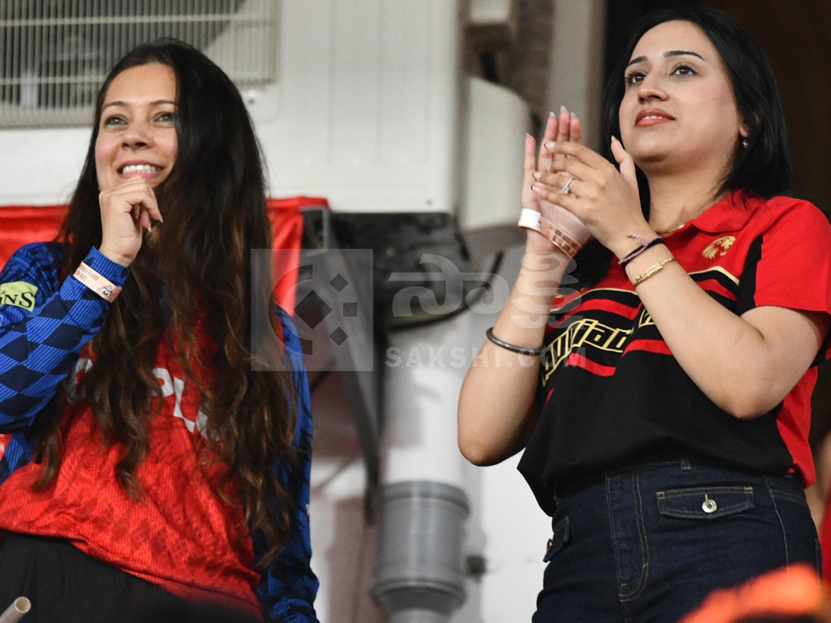 Celebrities In IPL Match At Hyderabad Uppal Cricket Stadium Photos39