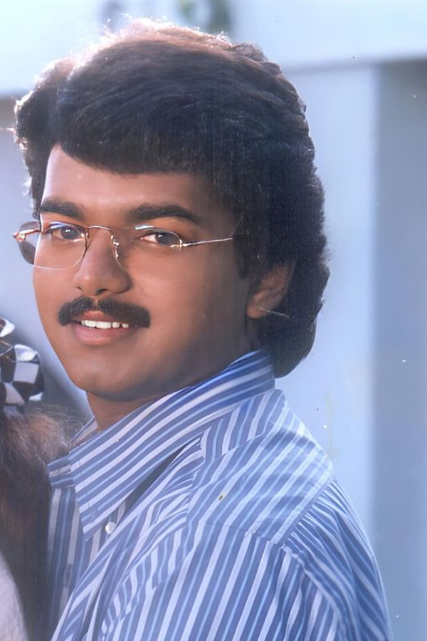 TVK Vijay Thalapathy Rare And Unseen Images Viral 18