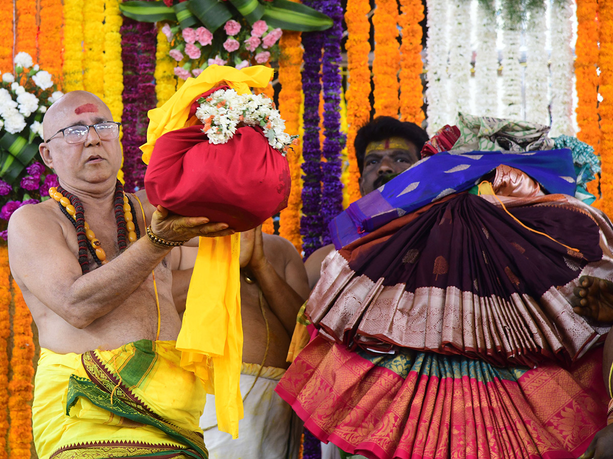 Tirupati Gangamma Jatara 2026 Begins HD Photos10