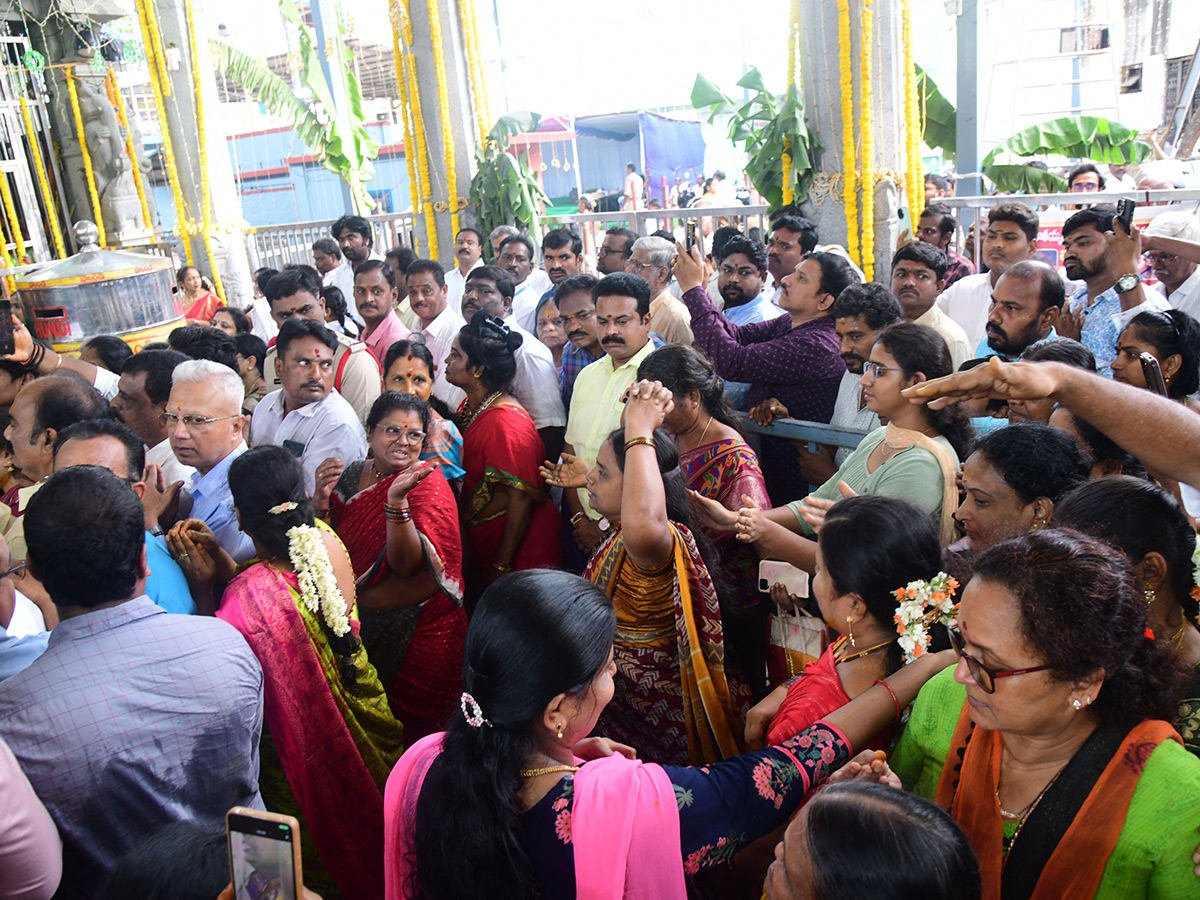 Tirupati Gangamma Jatara 2026 Begins HD Photos7