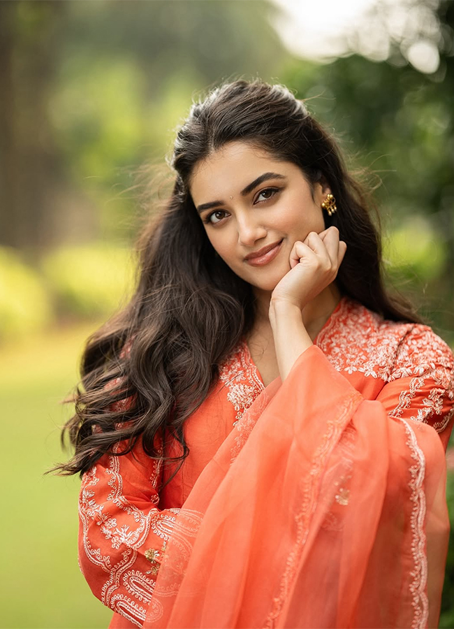 Tollywood Actress Bhagyashri Borse Birthday Special Photos6