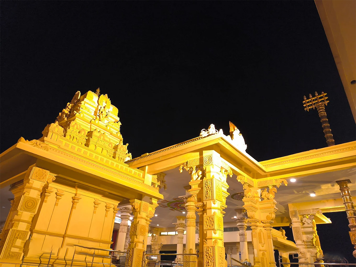 Chinmaya Mission : Kadapa Sri Lalita Panchayatana Temple HD Photos19