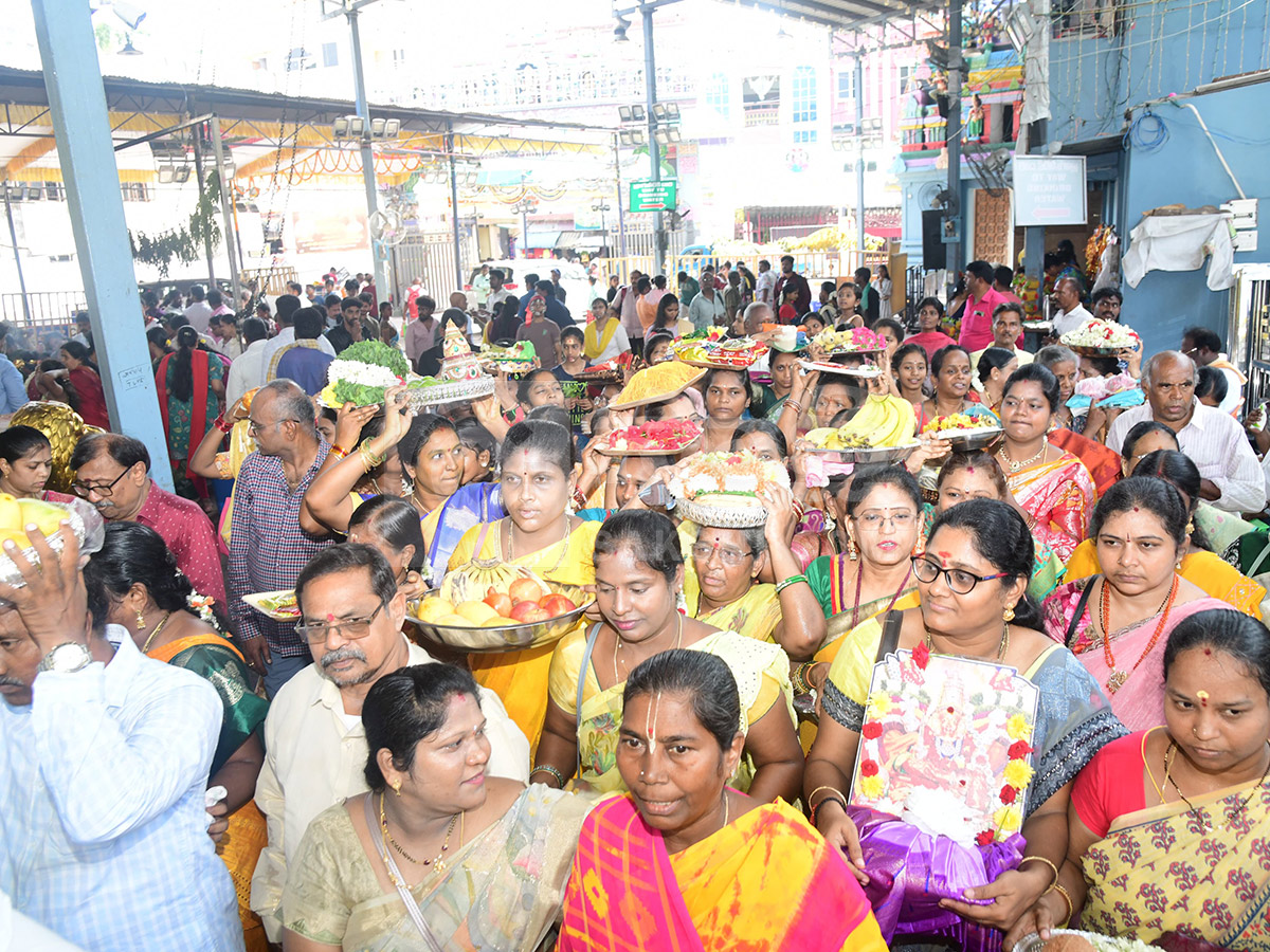 Devotional : Tirupati Gangamma Jatara HD Photos9