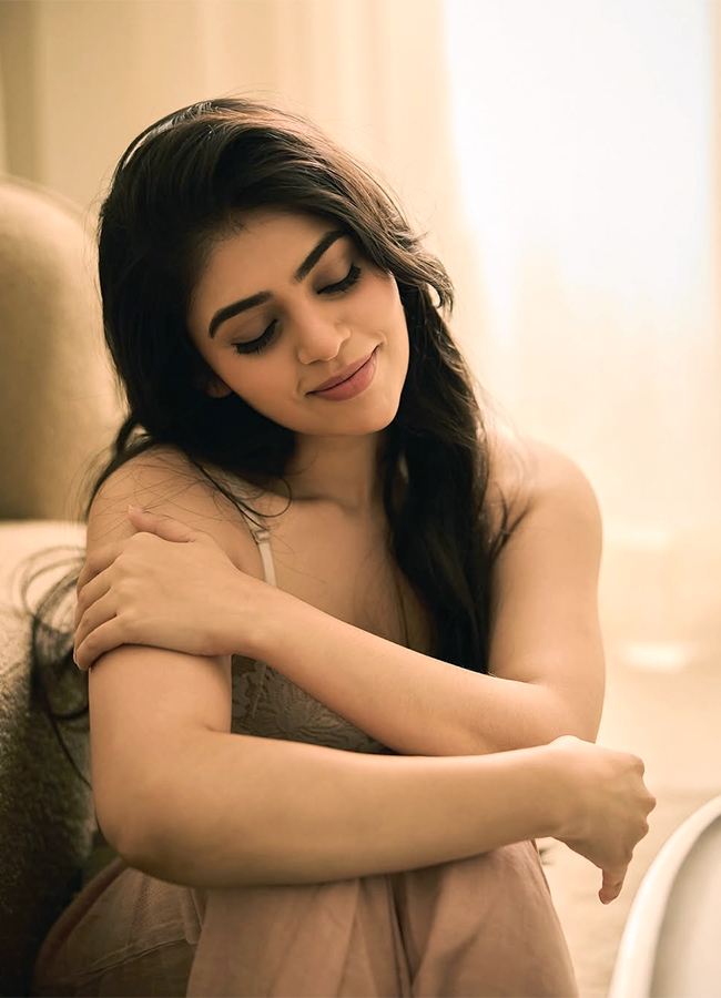 Tollywood Actress Bandhavi Sridhar Latest HD Images 7