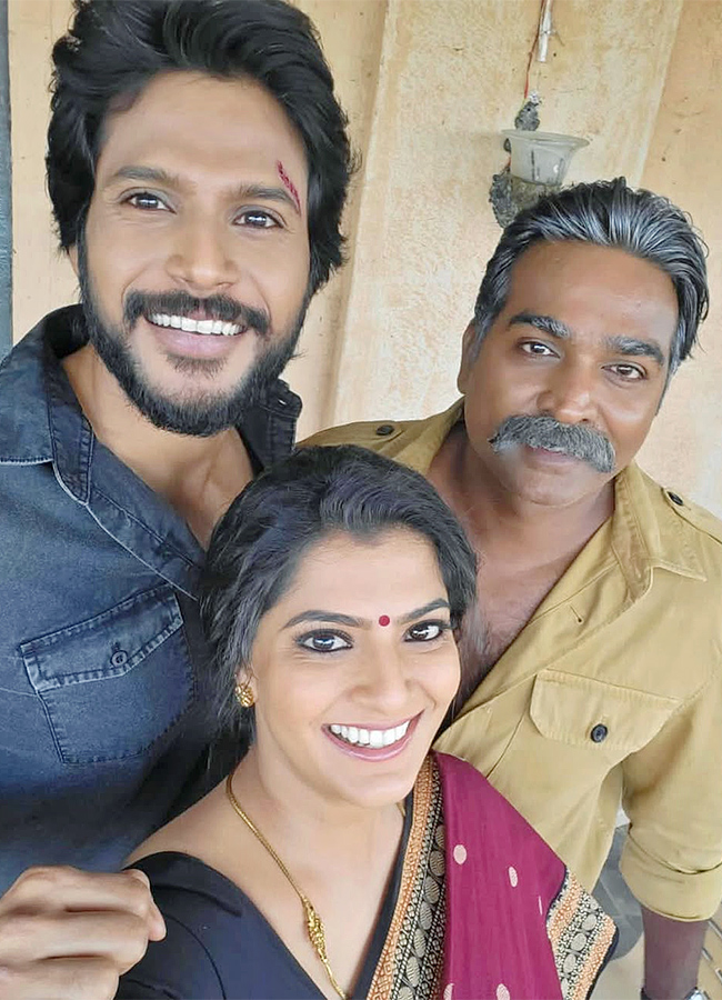 Tollywood Hero Sundeep Kishan Birthday Special Photos20