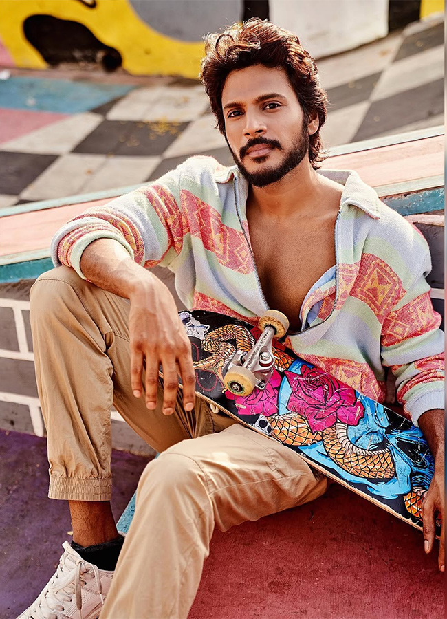 Tollywood Hero Sundeep Kishan Birthday Special Photos21