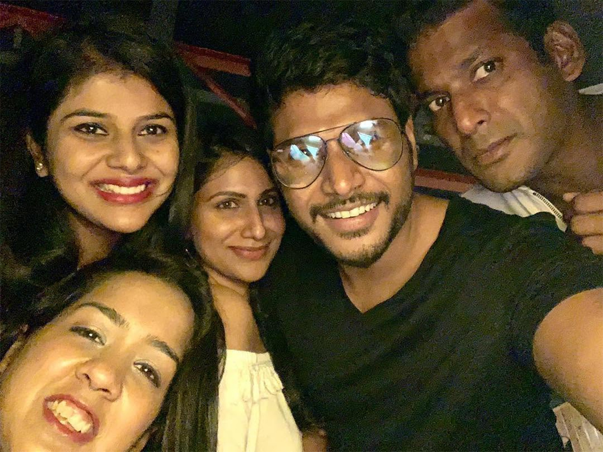 Tollywood Hero Sundeep Kishan Birthday Special Photos23