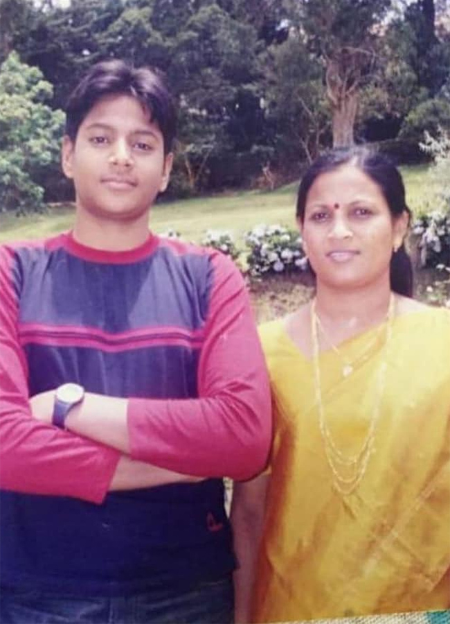 Tollywood Hero Sundeep Kishan Birthday Special Photos3
