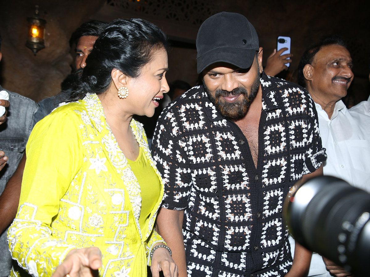 Manchu Manoj And Suma Kanakala in Kukatpally18