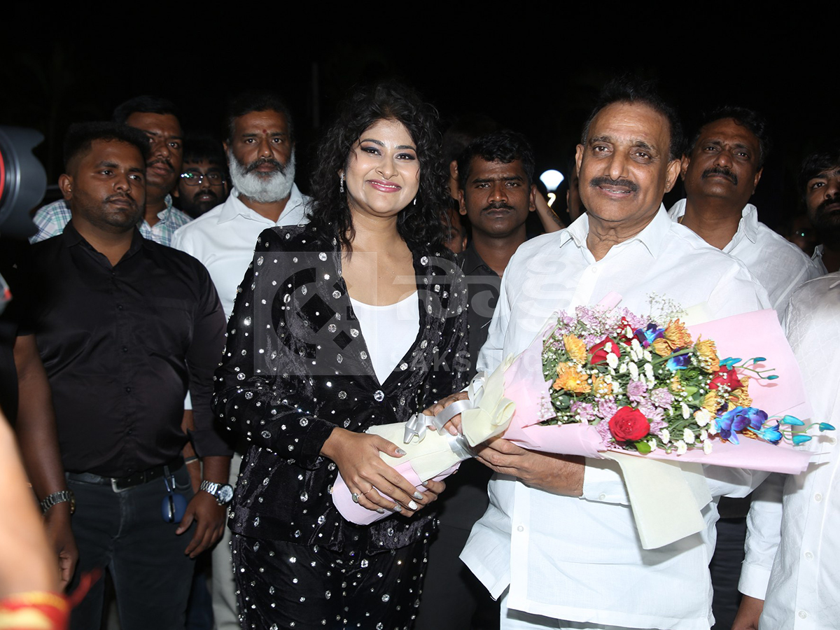 Manchu Manoj And Suma Kanakala in Kukatpally5