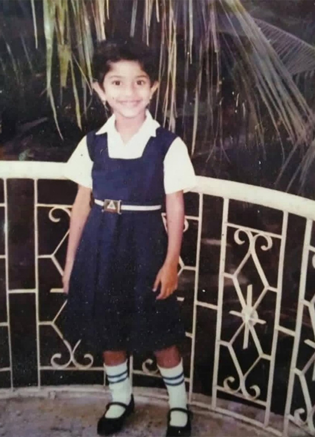 #HBDSaiPallavi : Tollywood Actress Sai Pallavi Rare And Unseen Photos19