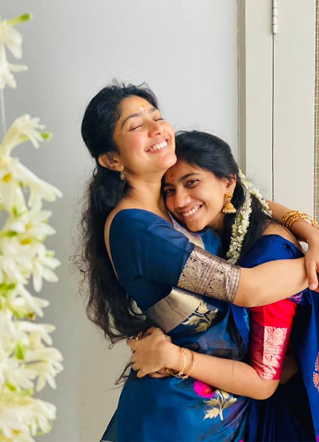 #HBDSaiPallavi : Tollywood Actress Sai Pallavi Rare And Unseen Photos7