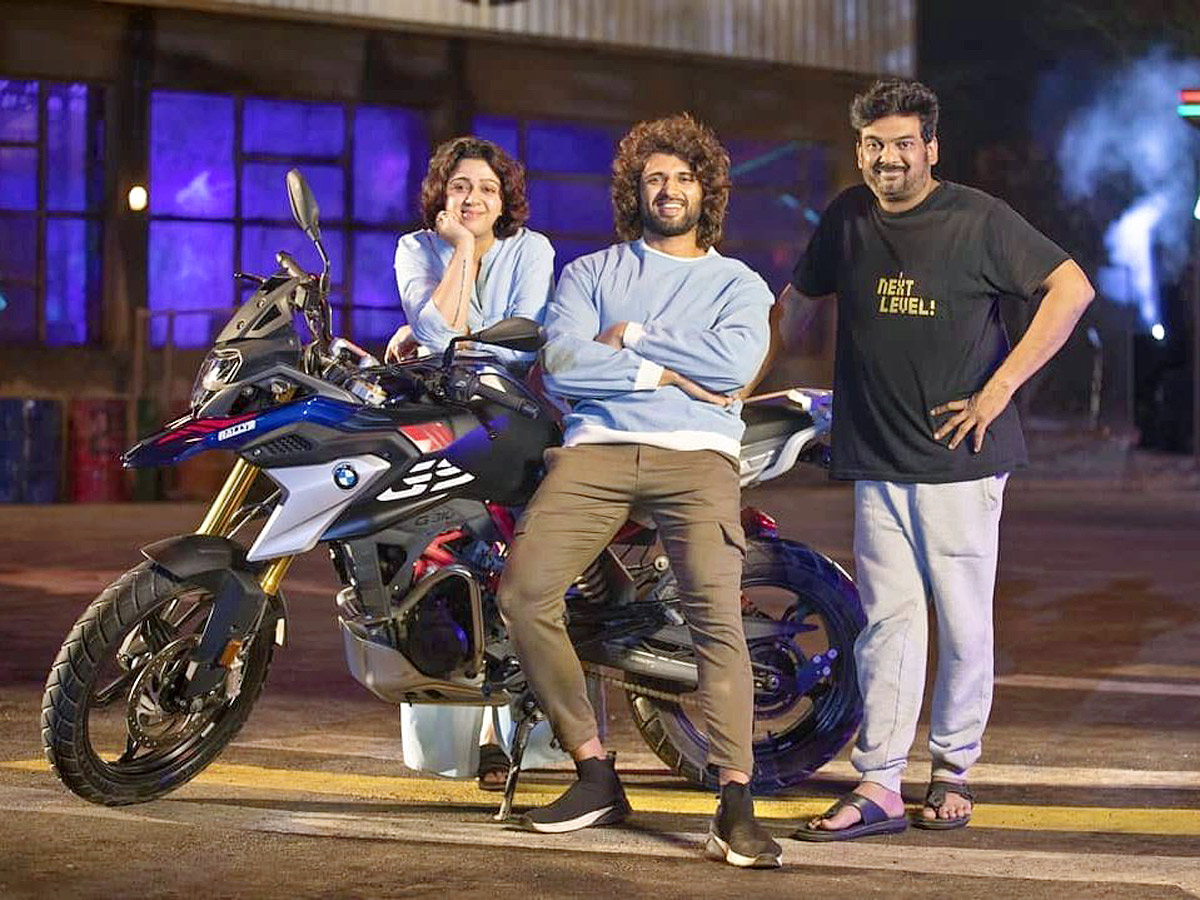 Unseen And Rare Pictures From The Unseen Gallery Of Vijay Deverakonda Photos13