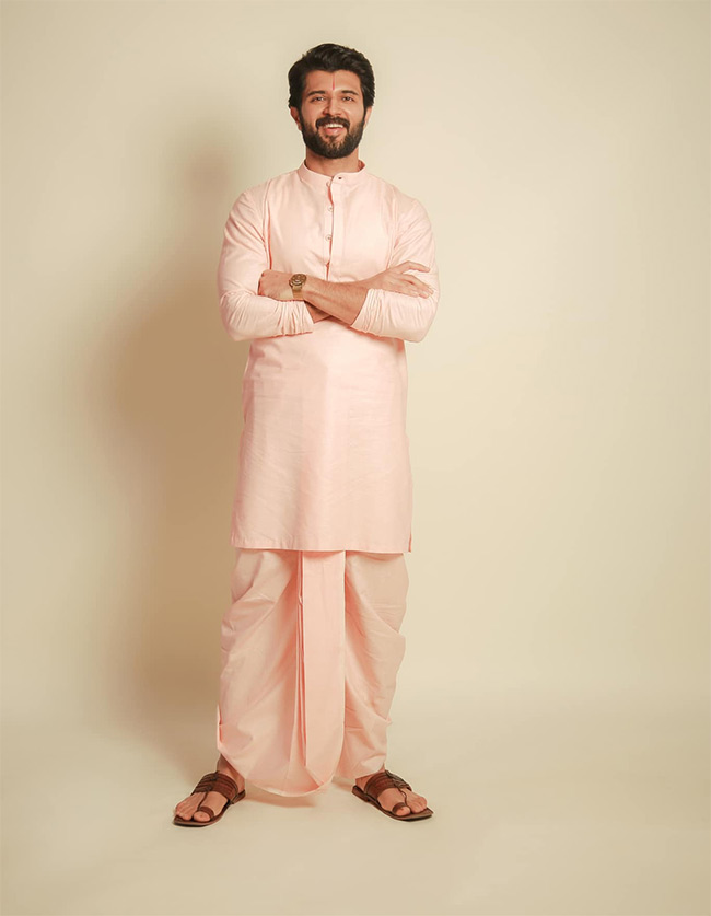 Unseen And Rare Pictures From The Unseen Gallery Of Vijay Deverakonda Photos20