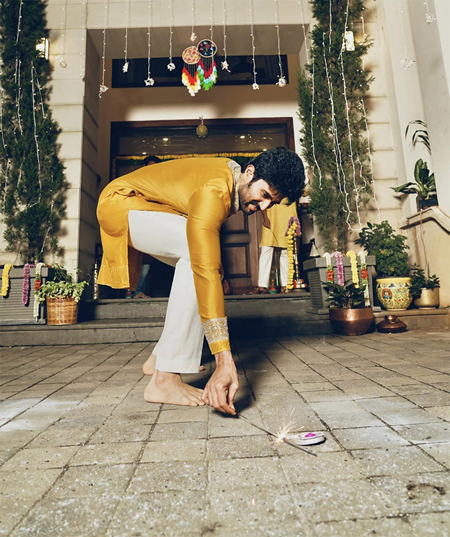Unseen And Rare Pictures From The Unseen Gallery Of Vijay Deverakonda Photos28
