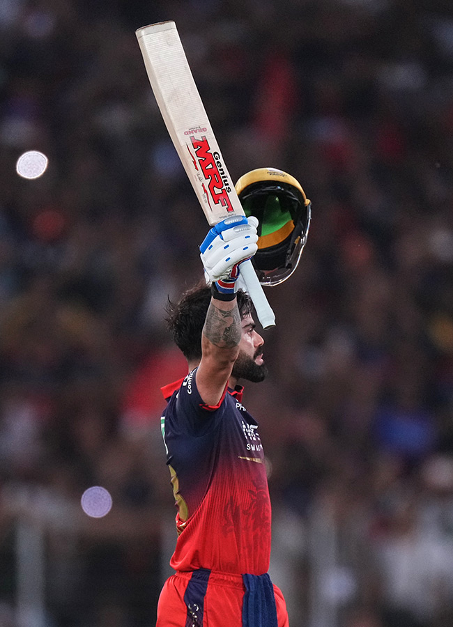 IPL 2026 : RCB  Players Celebrate With the Trophy After Winning 12