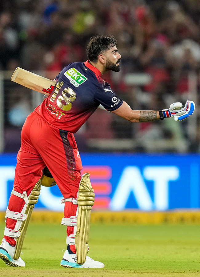 IPL 2026 : RCB  Players Celebrate With the Trophy After Winning 15