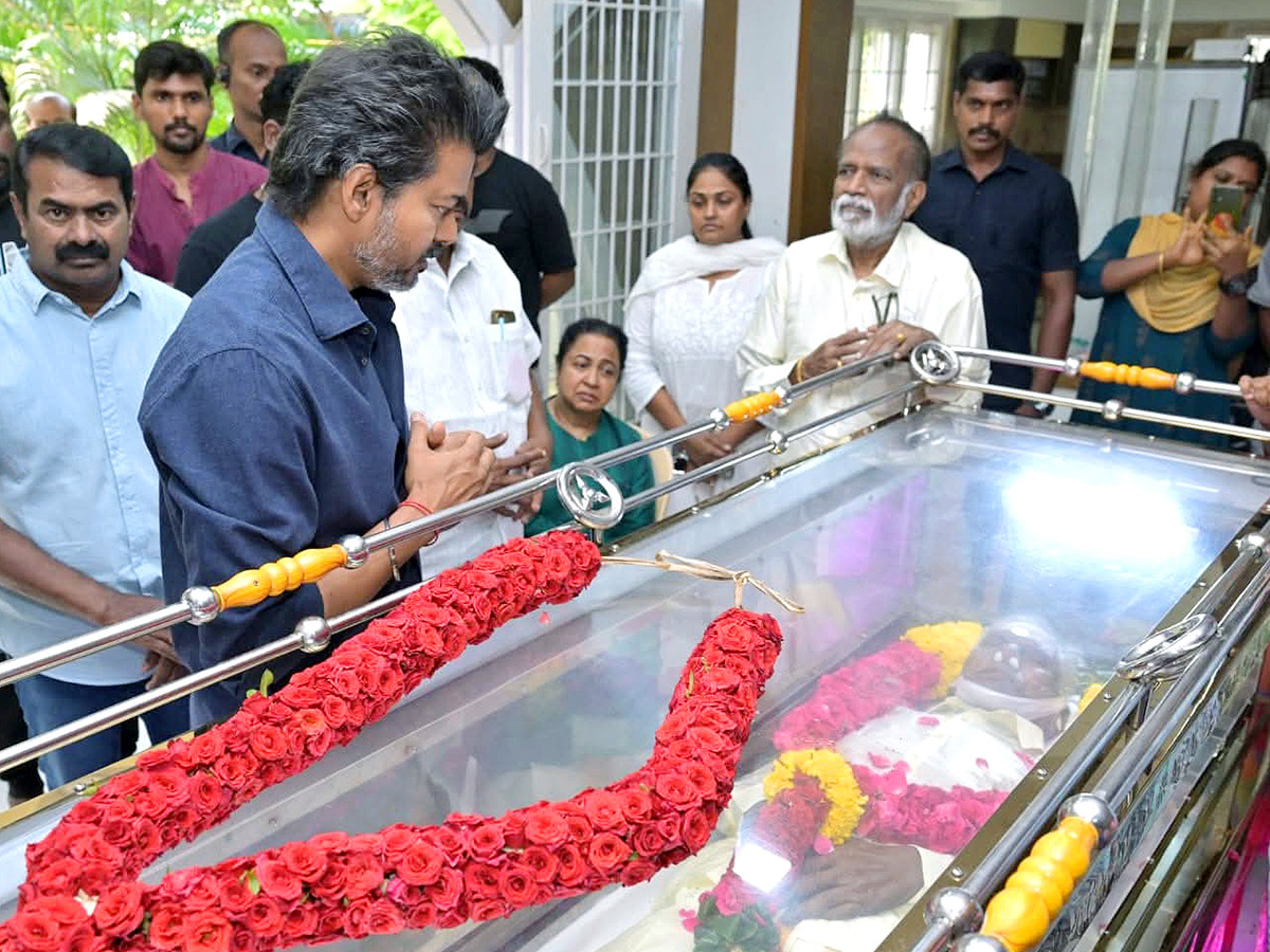 Tributes Pour In from Film Celebrities to Legendary Director Bharathiraja Photos3