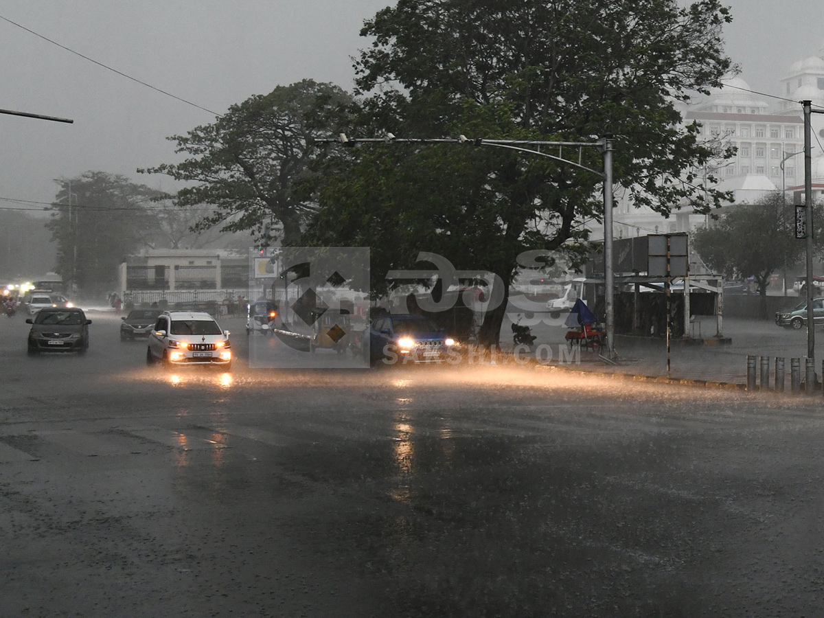 Today Heavy Rains In Hyderabad HD Photos12