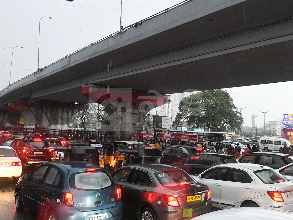Today Heavy Rains In Hyderabad HD Photos14