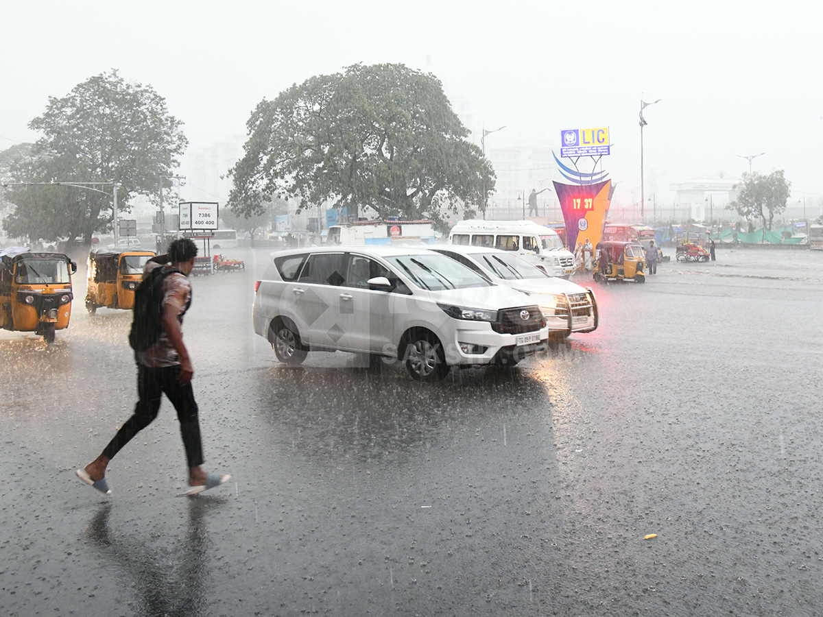 Today Heavy Rains In Hyderabad HD Photos26