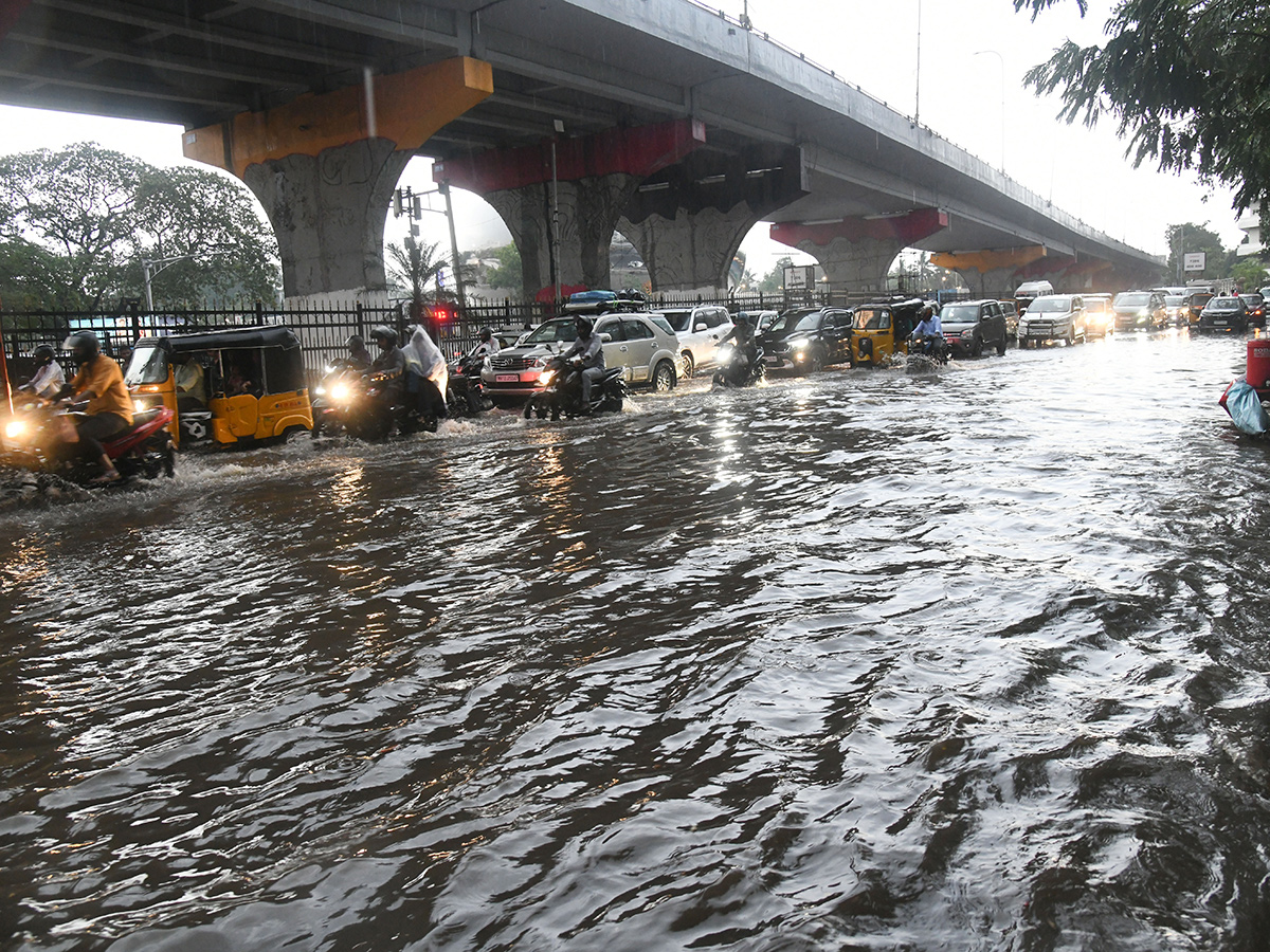 Today Heavy Rains In Hyderabad HD Photos29