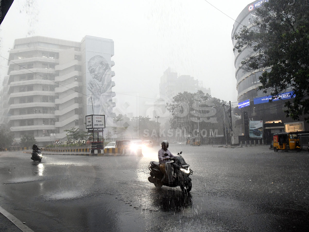 Today Heavy Rains In Hyderabad HD Photos3