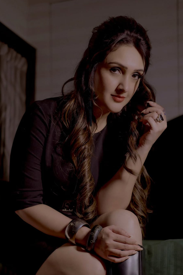 Actress Sridevi Gorgeous Looks Photos4