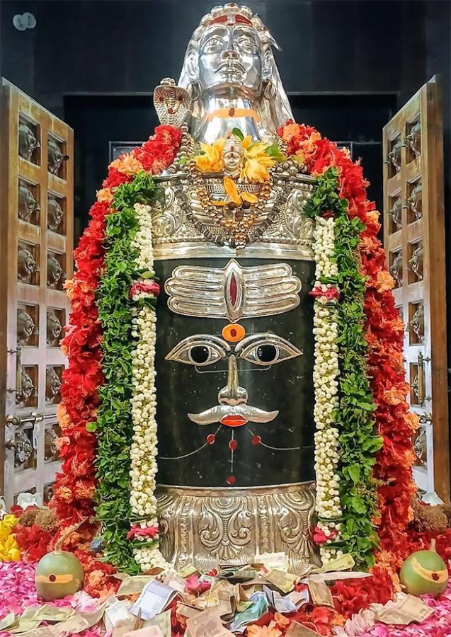 Devotional : Mahakaleshwar Temple 2nd Ujjain Rajahmundry HD Photos 6