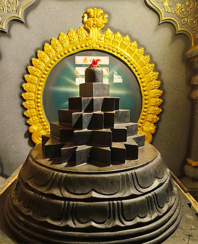 Devotional : Mahakaleshwar Temple 2nd Ujjain Rajahmundry HD Photos 8