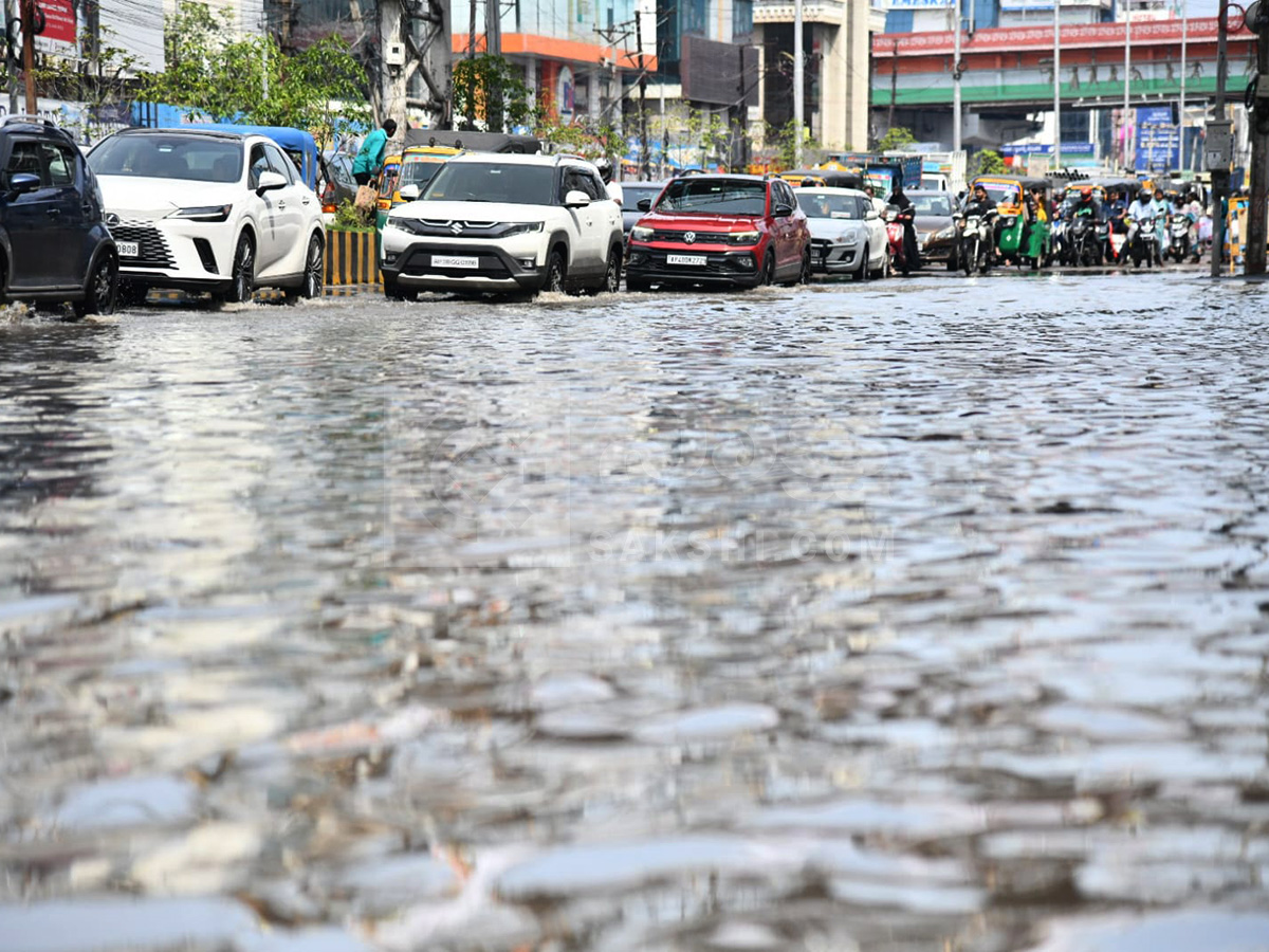 Today Rains In Vijayawada HD Photos11