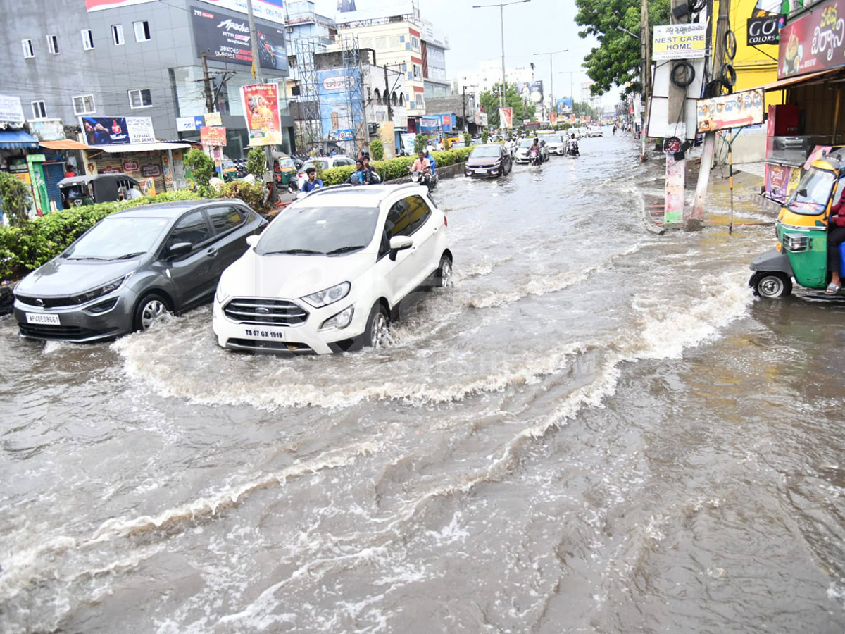 Today Rains In Vijayawada HD Photos19