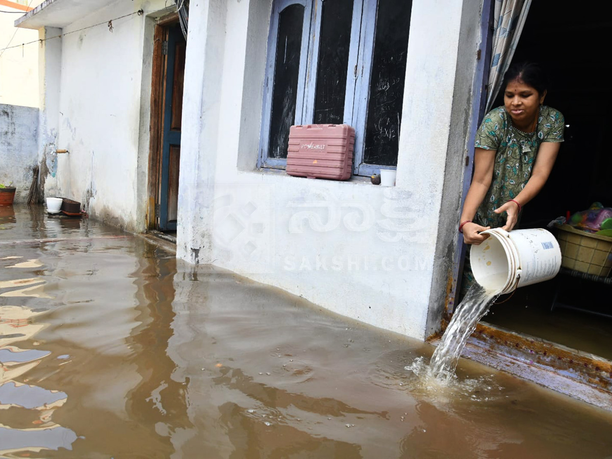 Today Rains In Vijayawada HD Photos27