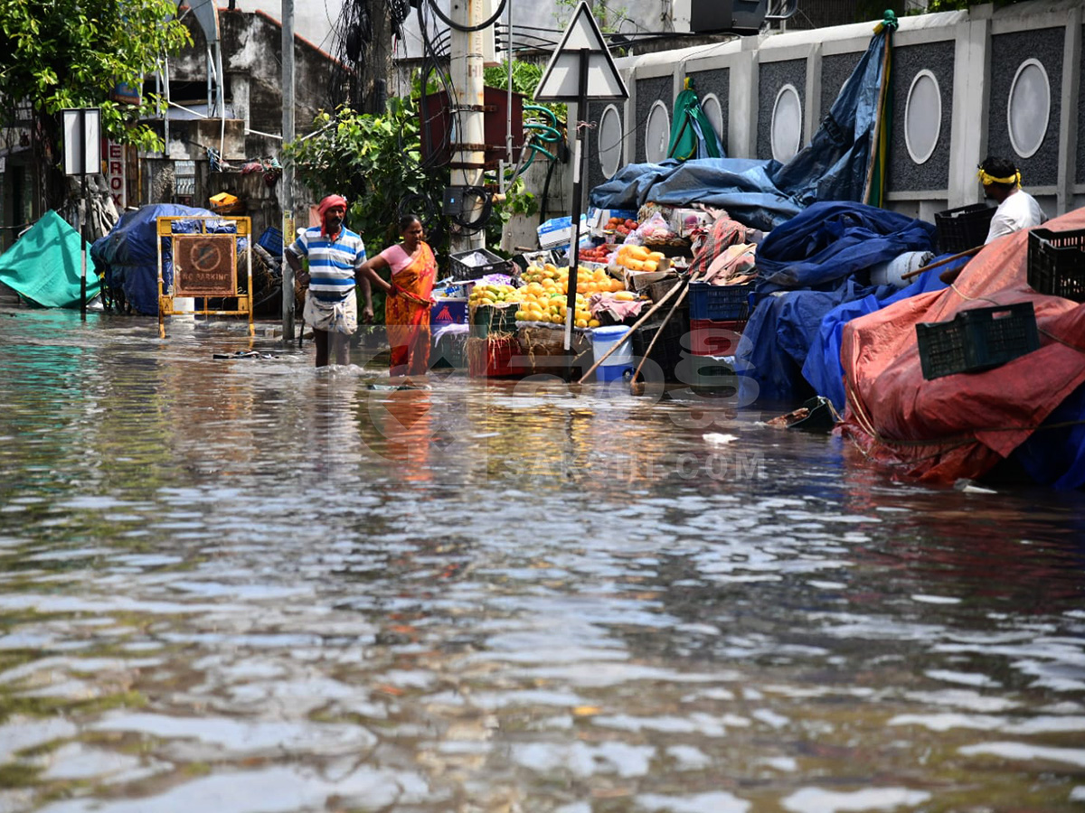 Today Rains In Vijayawada HD Photos7