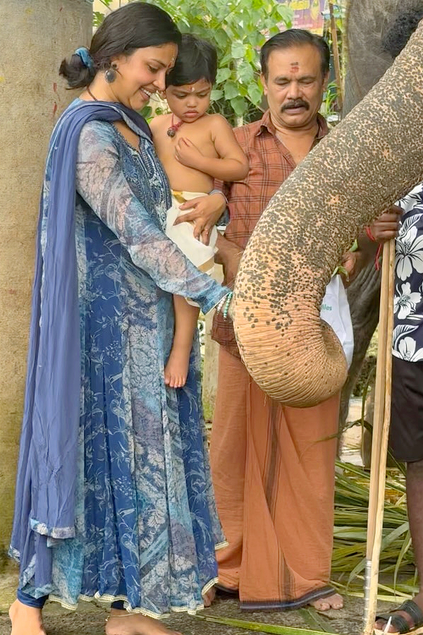 Actress Amalapaul son Birthday celebration Photos4