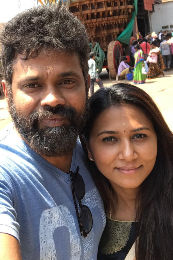 Director Sukumar And His Wife Thabitha Wedding Anniversary Special Photos11