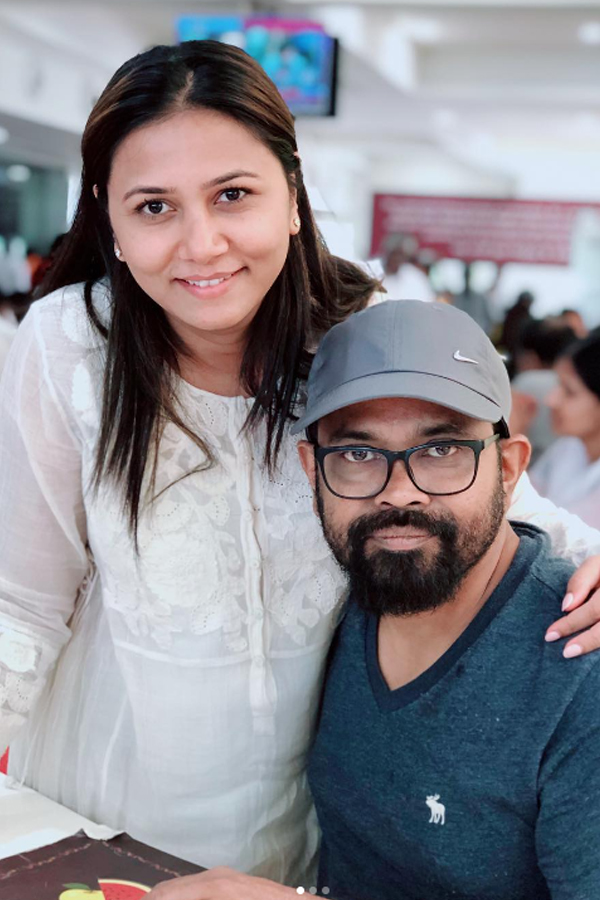 Director Sukumar And His Wife Thabitha Wedding Anniversary Special Photos19