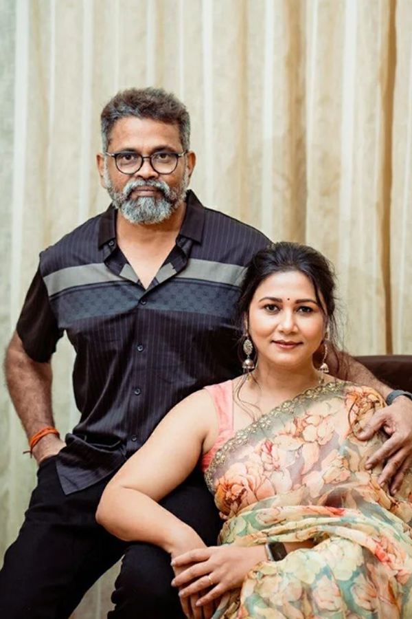 Director Sukumar And His Wife Thabitha Wedding Anniversary Special Photos30