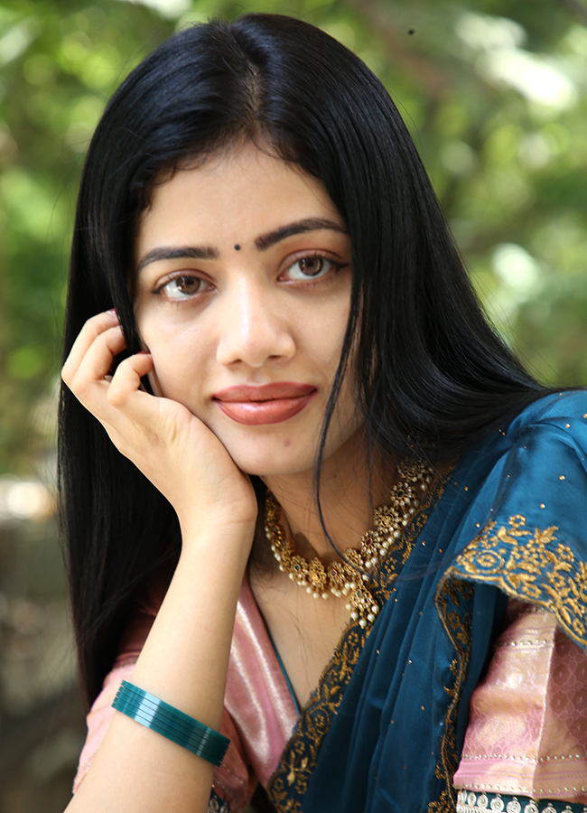 Kotha Malupu Movie Heroine Bhairavi Ardhya Deka HD Photos14