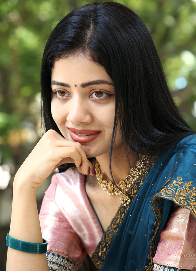 Kotha Malupu Movie Heroine Bhairavi Ardhya Deka HD Photos15