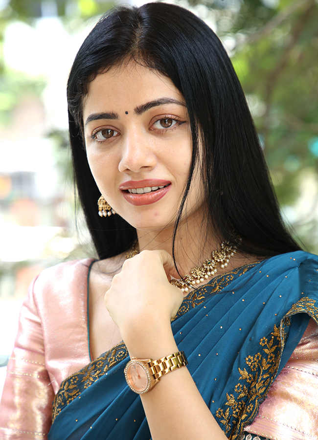 Kotha Malupu Movie Heroine Bhairavi Ardhya Deka HD Photos16