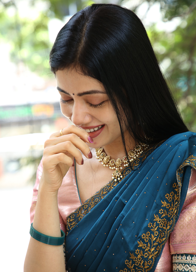 Kotha Malupu Movie Heroine Bhairavi Ardhya Deka HD Photos17
