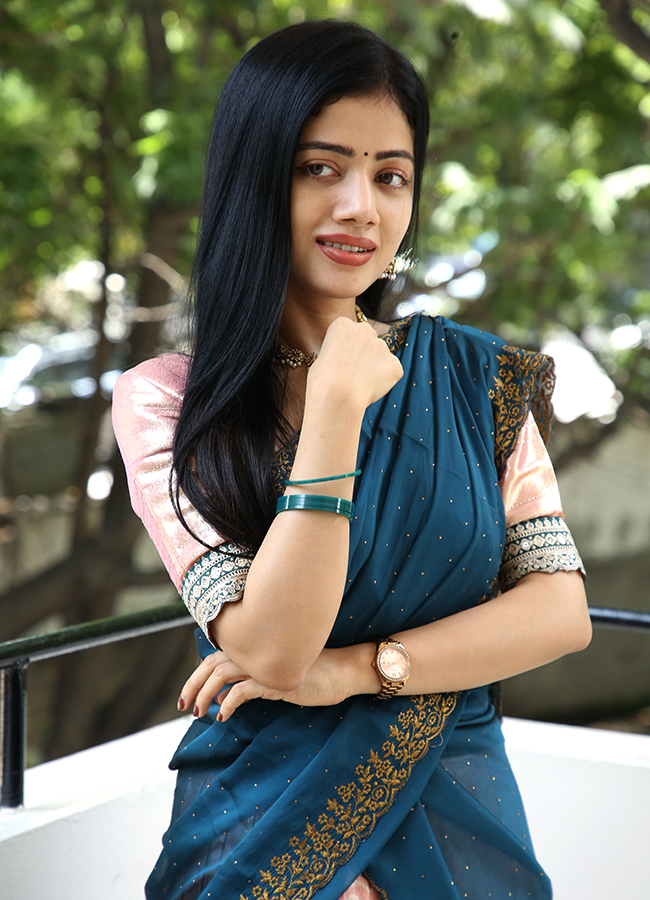 Kotha Malupu Movie Heroine Bhairavi Ardhya Deka HD Photos5